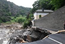 Niemcy: Premier NRW wzywa do wprowadzenia obowiązkowego ubezpieczenia od powodzi