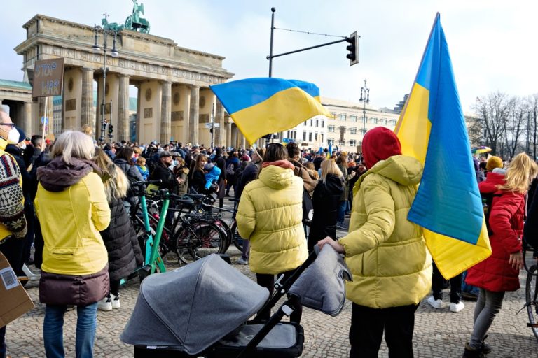 Niemcy: na weekend zaplanowano kolejne demonstracje przeciwko wojnie na Ukrainie. W Berlinie zgłoszono 100 000 uczestników