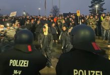 Protesty w niemieckiej wsi: 400 uchodźców ma się wprowadzić do wsi liczącej 500 mieszkańców