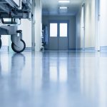 pusty korytarz w szpitalu, szpital psychiatryczny