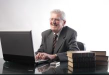 Premier Badenii-Wirtembergii: Niemcy powinni później przechodzić na emeryturę