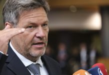 Robert Habeck: niemiecki rząd porozumiał się w sprawie pakietu migracyjnego