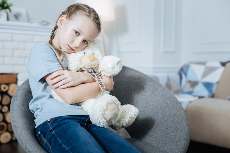 Dolna Saksonia: sąd częściowo odebrał rodzicom prawo do opieki nad dziećmi, gdyż przestały chodzić do szkoły