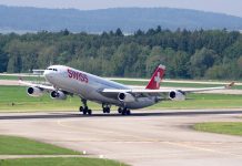 Swiss, spółka zależna Lufthansy, planuje wypowiedzieć umowy o pracę niezaszczepionemu personelowi pokładowemu