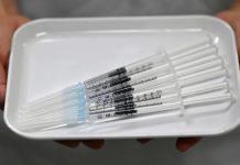 Koronawirus w Niemczech: około 4,6 miliona dawek szczepionek traci ważność