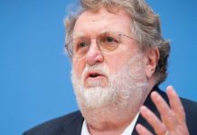 Szef Stiko Mertens nie zaszczepiłby teraz swoich dzieci przeciwko COVID-19