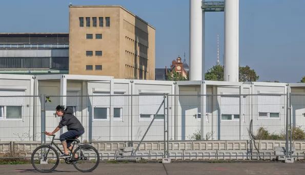 Berlin: na Tempelhofer Feld powstaną nowe miejsca zakwaterowania dla uchodźców