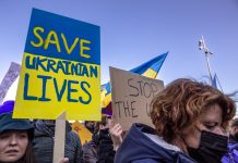 Niemiecka restauracja zwolniła ukraińskiego barmana za jego wystąpienie przeciwko Rosji w internecie