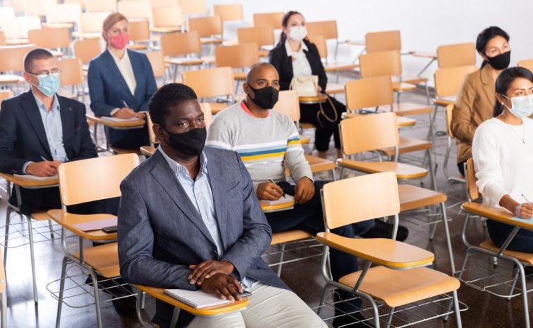 Pierwszy niemiecki uniwersytet wyklucza niezaszczepionych studentów