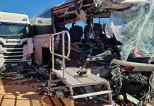 Wypadek polskiego autokaru na autostradzie A12 w Niemczech. Wielu poszkodowanych, 9 kilometrów korka (WIDEO)