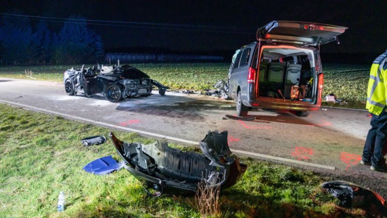 5 ofiar śmiertelnych w przerażającym wypadku w powiecie Karlsruhe