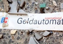 Berlin: Nieznani sprawcy wysadzili bankomat i uciekli z łupem na rowerach