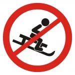 zakaz jazdy na sankach