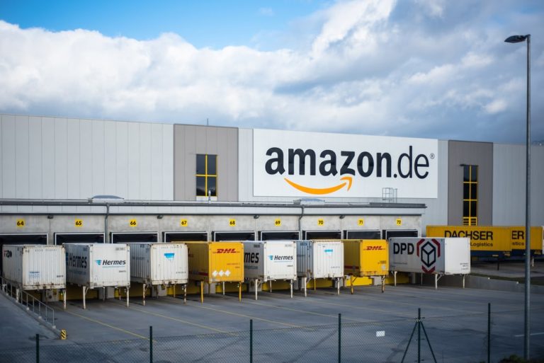 Zarobki w Amazonie w Niemczech – lista płac!