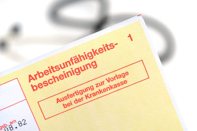 Zwolnienie lekarskie w Niemczech: od poniedziałku będzie trzeba pójść do lekarza!