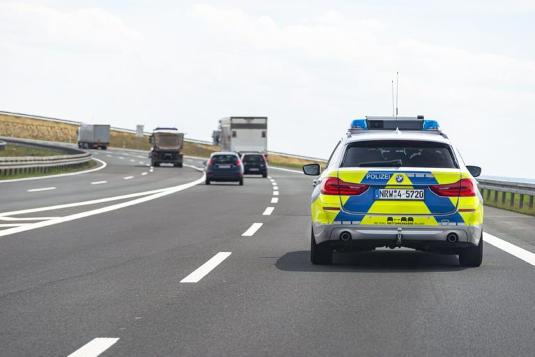 Poruszasz się zbyt wolno po niemieckiej autostradzie? Możesz otrzymać mandat!