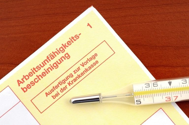 Niemcy: Ważna zmiana odnośnie zwolnień lekarskich od października 2021!